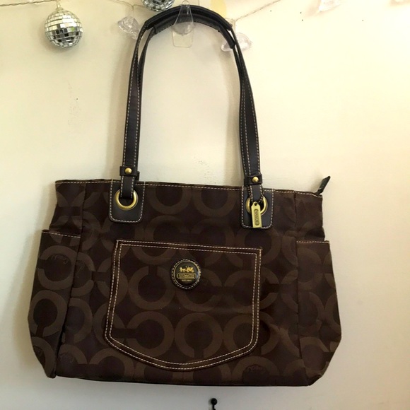 Coach Handbags - ✨e🆕BN!Coach Brown Classic Print Tote!✨